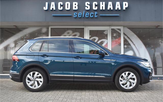 Volkswagen TIGUAN 1.5 TSI R-Line Automaat / Navigatie / Keyless / Trekhaak 1800kg / Adap. Cruise / Camera