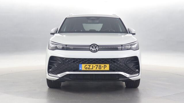 Volkswagen TIGUAN 1.5 eTSI 150pk R-Line Edition DSG / Navigatie / Stoel+Stuurverwarming / Keyless / Camera