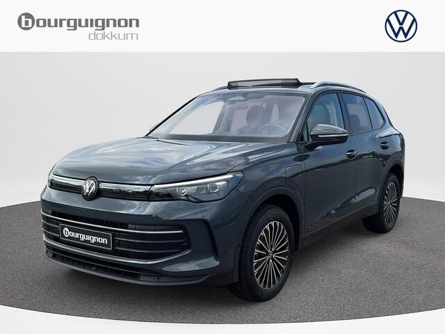 Volkswagen TIGUAN 1.5 eHybrid Life Edition | Pano Dak | Trekhaak | | PHEV | 204Pk | 18 Inch | DCC |