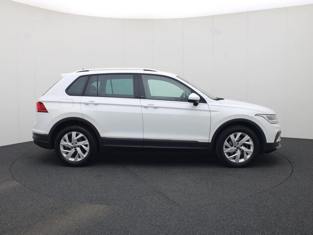 Volkswagen TIGUAN 1.5TSI/150PK Life · Navigatie · Apple/Android · Stoel- & Stuurverwarming · Garantie tot juli 2026