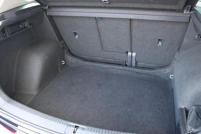 Volkswagen TIGUAN 1.5 TSI ACT Comfortline Business DSG7