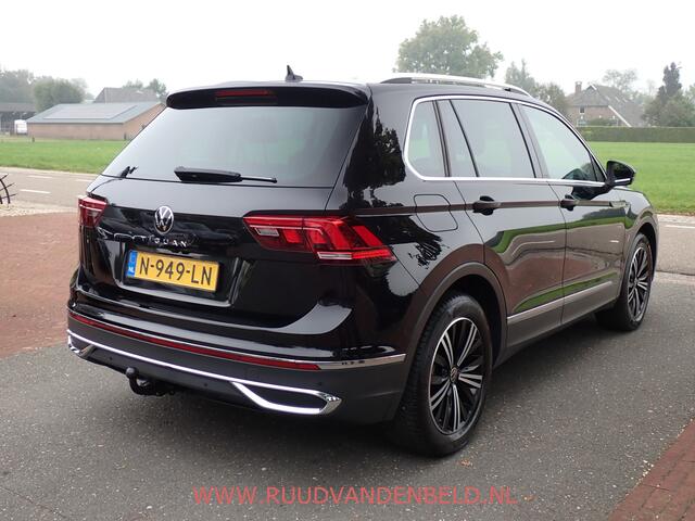 Volkswagen TIGUAN 1.5TSI Elegance ACC/VIRTUAL/TREKHAAK/CAMERA/CARPLAY