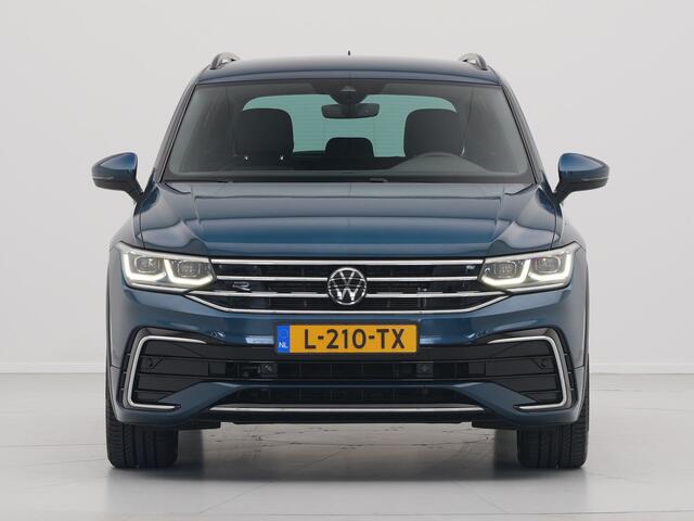 Volkswagen TIGUAN 1.5 TSI 150pk DSG R-Line Navigatie Wegkl. trekhaak Acc Elek. kofferklep 276