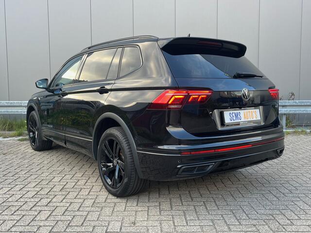 Volkswagen TIGUAN All-Space 2.0 TSI R-Line 4Motion 7 Pers / Pano / Gekoelde stoelen / Sfeer verlichting / Trekhaak