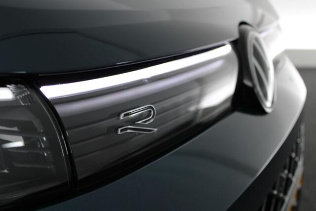Volkswagen TIGUAN 1.5 204pk eHybrid R-Line Business Panoramadak Trekhaak 360Camera Massage Carplay