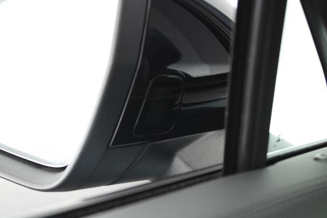 Volkswagen TIGUAN 1.5 204pk eHybrid R-Line Business Panoramadak Trekhaak 360Camera Massage Carplay