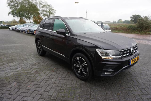 Volkswagen TIGUAN 1.4 TSI 150PK 4MOTION HIGHLINE OFFROAD AUTOMAAT PANORAMADAK 360CAMERA LEDER STOELVERWARMING ELECTR.STOEL+MEM ELECTR.KLEP ADAPTIEVE CRUISE ANDROID/APPLECARPLAY NAVI CLIMA PDC V+A ENZ...