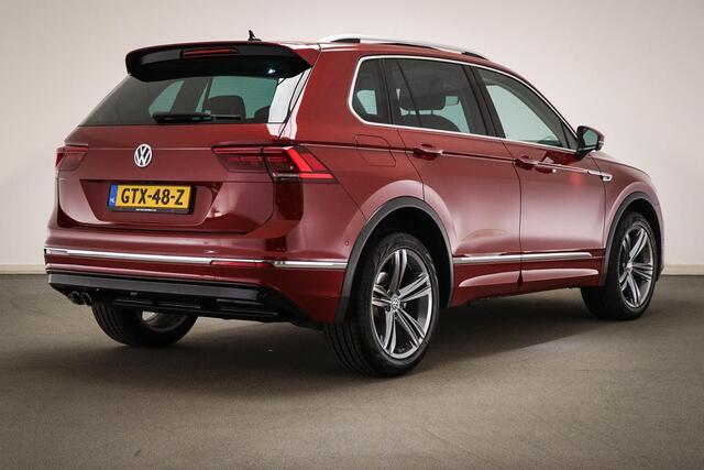 Volkswagen TIGUAN 1.4 TSI 4Motion Highline Business R | ADVANCE / NAVI / PARKEER / VEILIGHEIDS / KEYLESS- PACK | PANORAMADAK | HEAD UP