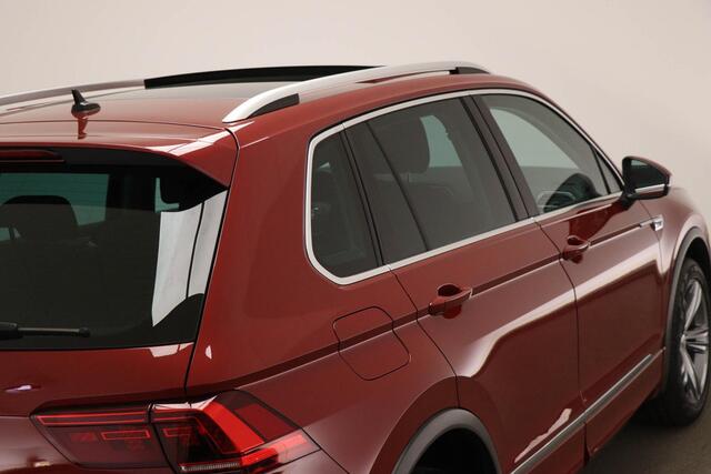 Volkswagen TIGUAN 1.4 TSI 4Motion Highline Business R | ADVANCE / NAVI / PARKEER / VEILIGHEIDS / KEYLESS- PACK | PANORAMADAK | HEAD UP