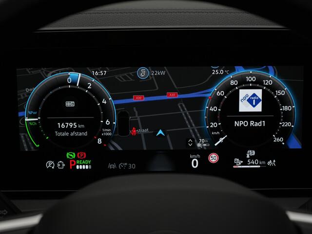 Volkswagen TIGUAN 1.5 eHybrid 272 pk R-Line Edition | Panoramadak | Stoel-/stuurverwarming | Standkachel | Park Assist | Side Assist | ErgoActive bestuurdersstoel | 20 inch