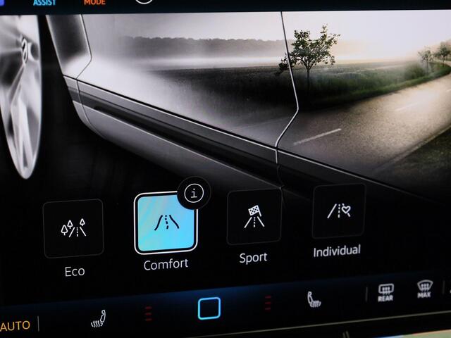 Volkswagen TIGUAN 1.5eTSI/150PK Elegance DSG · Navigatie · Trekhaak · 360°Camera + Parkeersensoren · Garantie tot oktober 2026