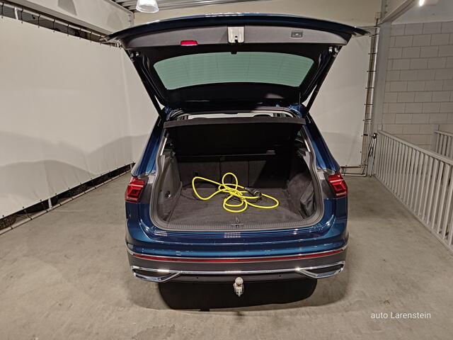 Volkswagen TIGUAN 1.4 TSI 245pk eHybrid Elegance Business+ Carplay / Trekhaak / Adapt.C./ Elektr.A.Klep A.Camera / IQ-Drive / Lederen interieur / Geheugen stoelen