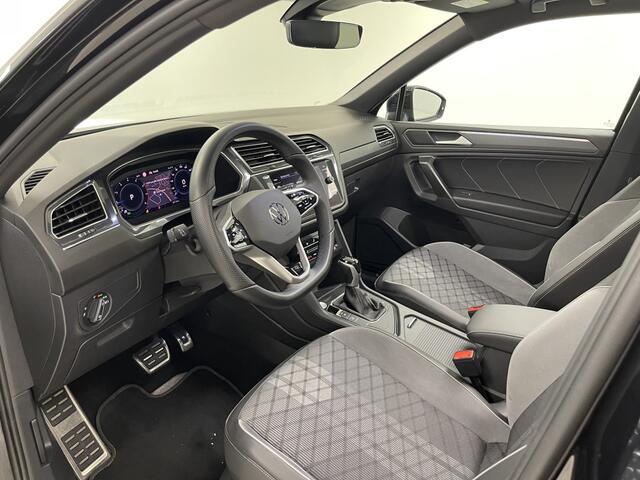 Volkswagen TIGUAN 1.5 TSI R-Line Bns 7p | Panoramadak | Trekhaak | Adaptief CC. |