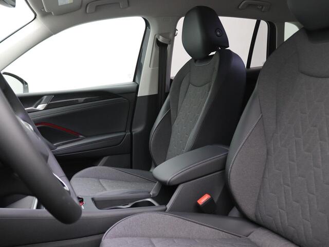 Volkswagen TIGUAN 1.5 eHybrid Life Edition 204PK DSG Trekhaak, 19" LM Velgen, Adaptieve Cruise Controle, Achteruitrijcamera, Side Assist, Navi via Apple Carplay/Android Auto, Keyless, Stoel-Stuurverwarming, Elektr. Achterklep