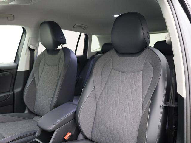 Volkswagen TIGUAN 1.5eHybrid 150kW/204PK Life DSG · App connect · Stoel,-stuur, & achterbank verwarming · Parkeersensoren + camera · Garantie tot februari 2027