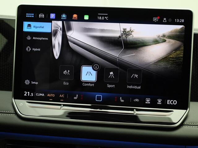 Volkswagen TIGUAN 1.5eHybrid 150kW/204PK Life DSG · App connect · Stoel,-stuur, & achterbank verwarming · Parkeersensoren + camera · Garantie tot februari 2027