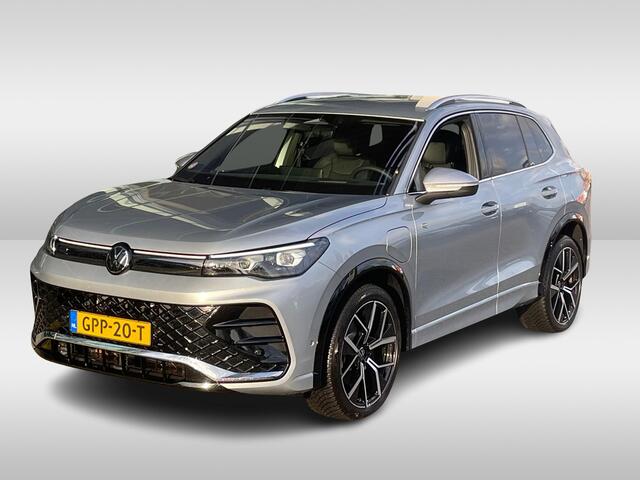 Volkswagen TIGUAN 1.5 eHybrid 204PK DSG R-Line Business / Leer / Head-Up Display / Harman Kardon / 20'' LMV / VW