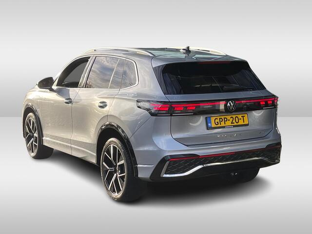 Volkswagen TIGUAN 1.5 eHybrid 204PK DSG R-Line Business / Leer / Head-Up Display / Harman Kardon / 20'' LMV / VW