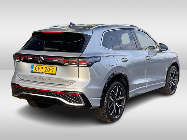 Volkswagen TIGUAN 1.5 eHybrid 204PK DSG R-Line Business / Leer / Head-Up Display / Harman Kardon / 20'' LMV / VW