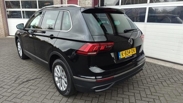 Volkswagen TIGUAN 1.5 TSI Life Business - Automaat - carplay - led koplampen - Prijs is all in