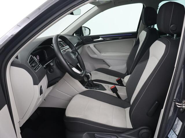 Volkswagen TIGUAN 1.4 TSI eHybrid Style | Trekhaak | Stoelverwarming | 360 Camera | Adaptive cruise | Carplay | Park Assist | Achterbankverwarming | Virtual Cockpit | PHEV | Plug In