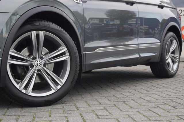 Volkswagen TIGUAN 1.5 TSI DSG R-line 150pk / Navi / Camera / Trekhaak wegkl.b./ Park-assist / ACC