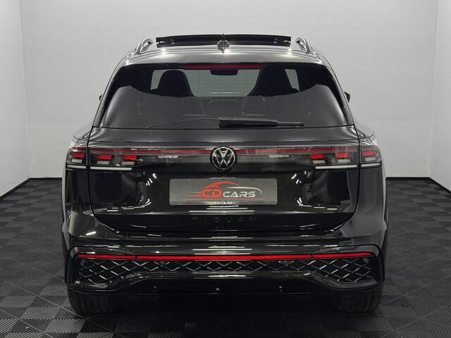 Volkswagen TIGUAN R-Line Plus Black Style 1,5 PHEV eHybrid 272pk Pano, 360 Camera, Half leder, Navi, Massage stoelen, ACC, Led, Stoelverwarming, 2 jaar garantie
