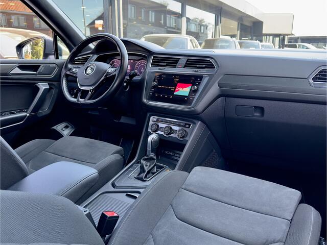 Volkswagen TIGUAN Allspace 2.0 TDI AUT7 R-LINE HIGHLINE 7PERS 150PK. PANODAK LEDER NAVI CAMERA DIGI-DASH APPLE-CARPLAY LED 20 INCH-LMV PDC