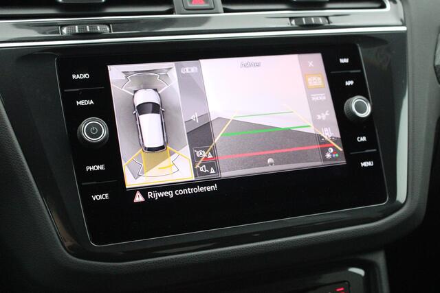 Volkswagen TIGUAN 1.4 TSI 245pk eHybrid R-Line Business+ Black Style Trekhaak 360Camera Leder Memory Keyless Virtual Cockpit Navigatie