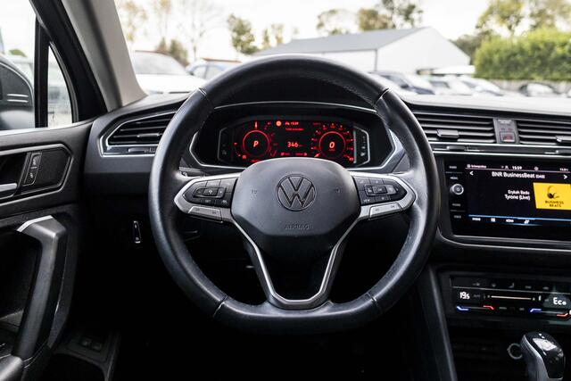 Volkswagen TIGUAN 1.4 TSI eHybrid R-Line Business+ | Pano | Camera | ACC