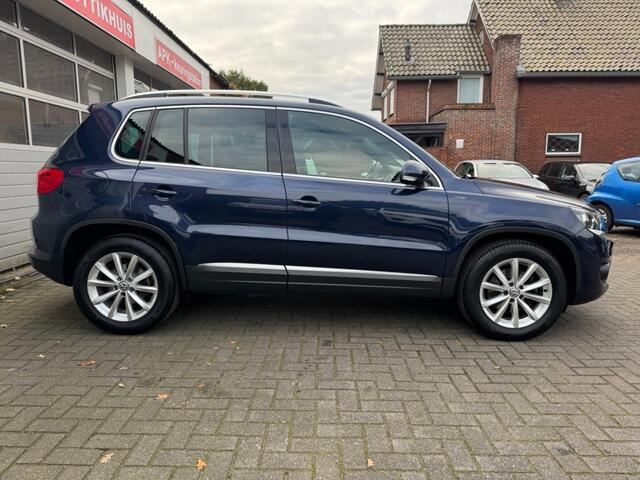 Volkswagen TIGUAN 1.4TSI 125PK Lounge Camera Navi Trekhaak