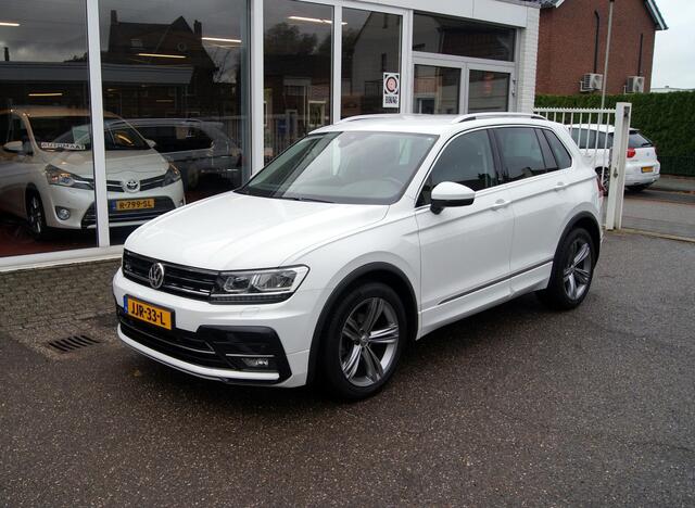 Volkswagen TIGUAN 1.4 TSI Comfortline R-Line pakket,Navi,Trekhaak,Clima,Cruise,Carplay,RIJKLAARPRIJS!!