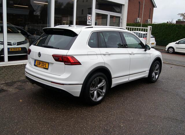 Volkswagen TIGUAN 1.4 TSI Comfortline R-Line pakket,Navi,Trekhaak,Clima,Cruise,Carplay,RIJKLAARPRIJS!!