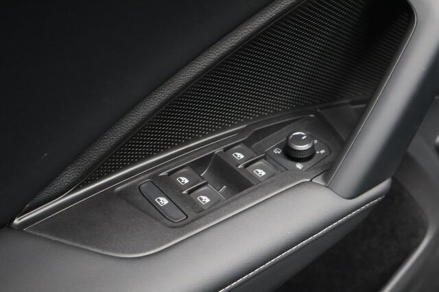 Volkswagen TIGUAN 1.5 eHybrid R Line Edition | Panoramadak | Trekhaak | Matrix