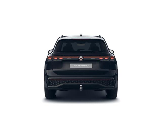Volkswagen TIGUAN R-Line Edition 1.5 eHybrid 204 PK | Trekhaak | 360 Camera | LED Matrix | Black Style |