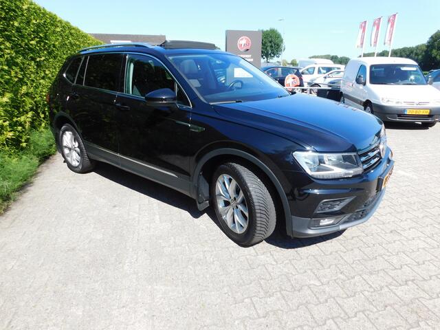 Volkswagen TIGUAN Allspace 1.4 TSI Comfortline Business 7p. Pano, Trekhaak, Acc