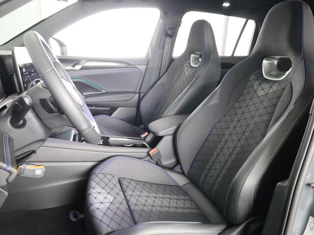 Volkswagen TIGUAN 1.5 eHybrid R-Line Edition 204 pk Automaat (DSG) | Verlengde garantie | Navigatie | Panoramadak | Trekhaak (wegklapbaar) | Parkeersensoren (Park assist) | Achteruitrijcamera | Black Style pakket | R-Line |