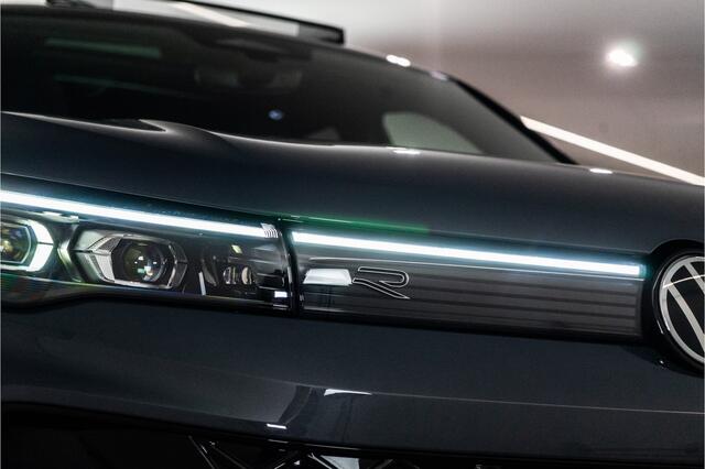 Volkswagen TIGUAN 1.5 eHybrid 2x R-Line 2025 PER DIRECT BESCHIKBAAR | VOL OPTIE INCL. 5 JAAR GARANTIE!