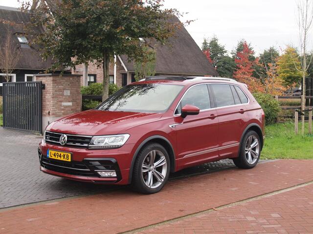 Volkswagen TIGUAN 1.4 TSI ACT Comfortline Business R | Panoramadak | Trekhaak | Cruise Control | Stoelverwarming |