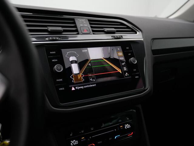 Volkswagen TIGUAN 1.5 TSI 150 pk DSG Elegance Face lift | Achteruitrijcamera | Stuur-/stoelverwarming | Navigatie | Adaptive Cruise