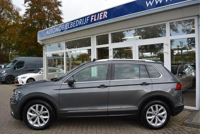 Volkswagen TIGUAN 1.4 TSI ACT Highline Executive | Pano | Adaptive | Trekhaak | Camera | Orig. NL | NAP |