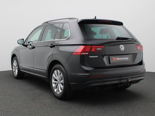 Volkswagen TIGUAN 1.5 TSI Comfortline 130PK Trekhaak, Alarm, Navi, PDC voor en achter, 17" LM Velgen