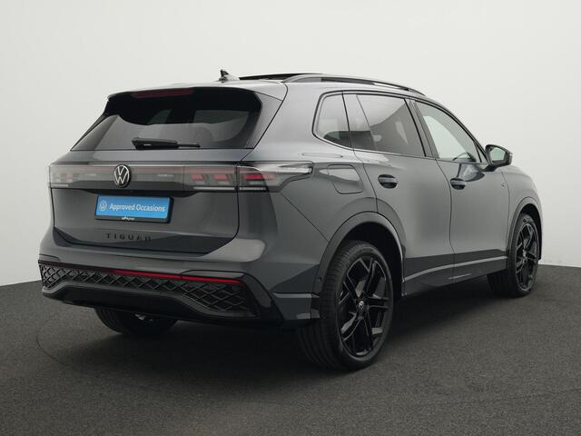 Volkswagen TIGUAN 1.5 eHybrid 204 pk DSG R-Line Edition | Panoramadak | Trekhaak | Adaptieve onderstelregeling (DCC) | Head-up Display | Harman Kardon sound | Adaptive Cruise | 20 inch