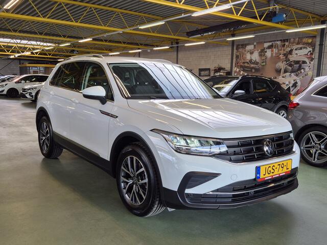 Volkswagen TIGUAN 1.5 TSI Life -150pk Automaat | LED | Lane Assist | Rijklaarprijs incl. 1 jaar Bovag garantie
