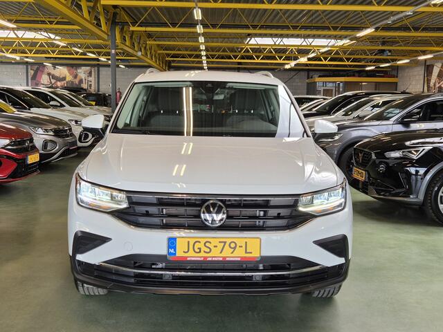 Volkswagen TIGUAN 1.5 TSI Life -150pk Automaat | LED | Lane Assist | Rijklaarprijs incl. 1 jaar Bovag garantie