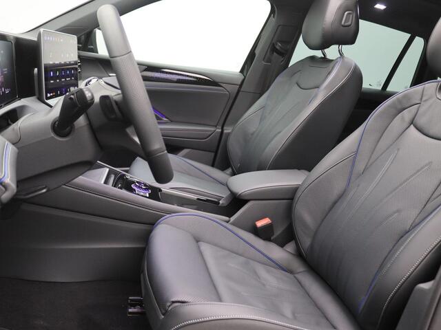 Volkswagen TIGUAN 1.5 eHybrid R-Line Edition 272PK DSG Pano-Schuifdak, Volleder, Memorystoel, 20" LM Velgen, Trekhaak, Matrix LED-Verlichting, Navi, Side Assist, Elektr. Achterklep