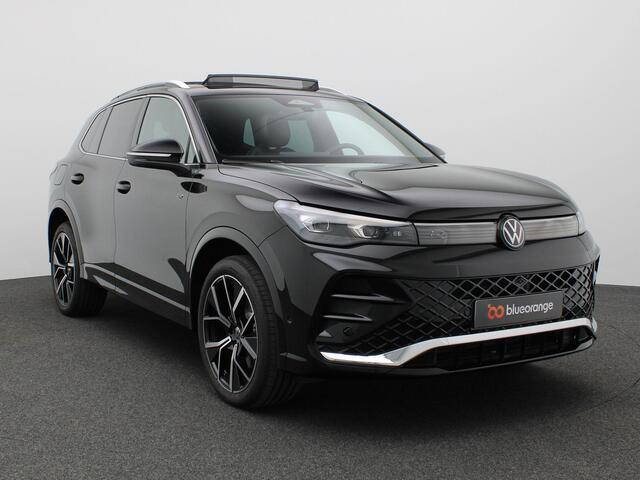 Volkswagen TIGUAN 1.5 eHybrid R-Line Edition 272PK DSG Pano-Schuifdak, Volleder, Memorystoel, 20" LM Velgen, Trekhaak, Matrix LED-Verlichting, Navi, Side Assist, Elektr. Achterklep