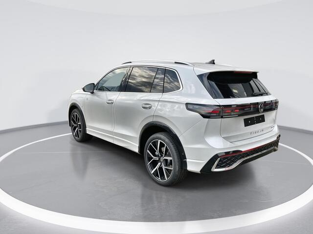 Volkswagen TIGUAN 1.5 eHybrid 272pk DSG R-Line Edition · Panoramadak · Camera · Stuur- & Stoelverwarming · Inklap. Trekhaak · Massagefunctie Bestuurdersstoel · Garantie t/m 10-04-2030 of 100.000km