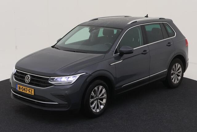 Volkswagen TIGUAN 1.5 TSI 150pk Life Executive DSG Automaat Camera / Navigatie / Digital Cockpit / Parkeersensoren / App-connect