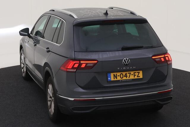 Volkswagen TIGUAN 1.5 TSI 150pk Life Executive DSG Automaat Camera / Navigatie / Digital Cockpit / Parkeersensoren / App-connect